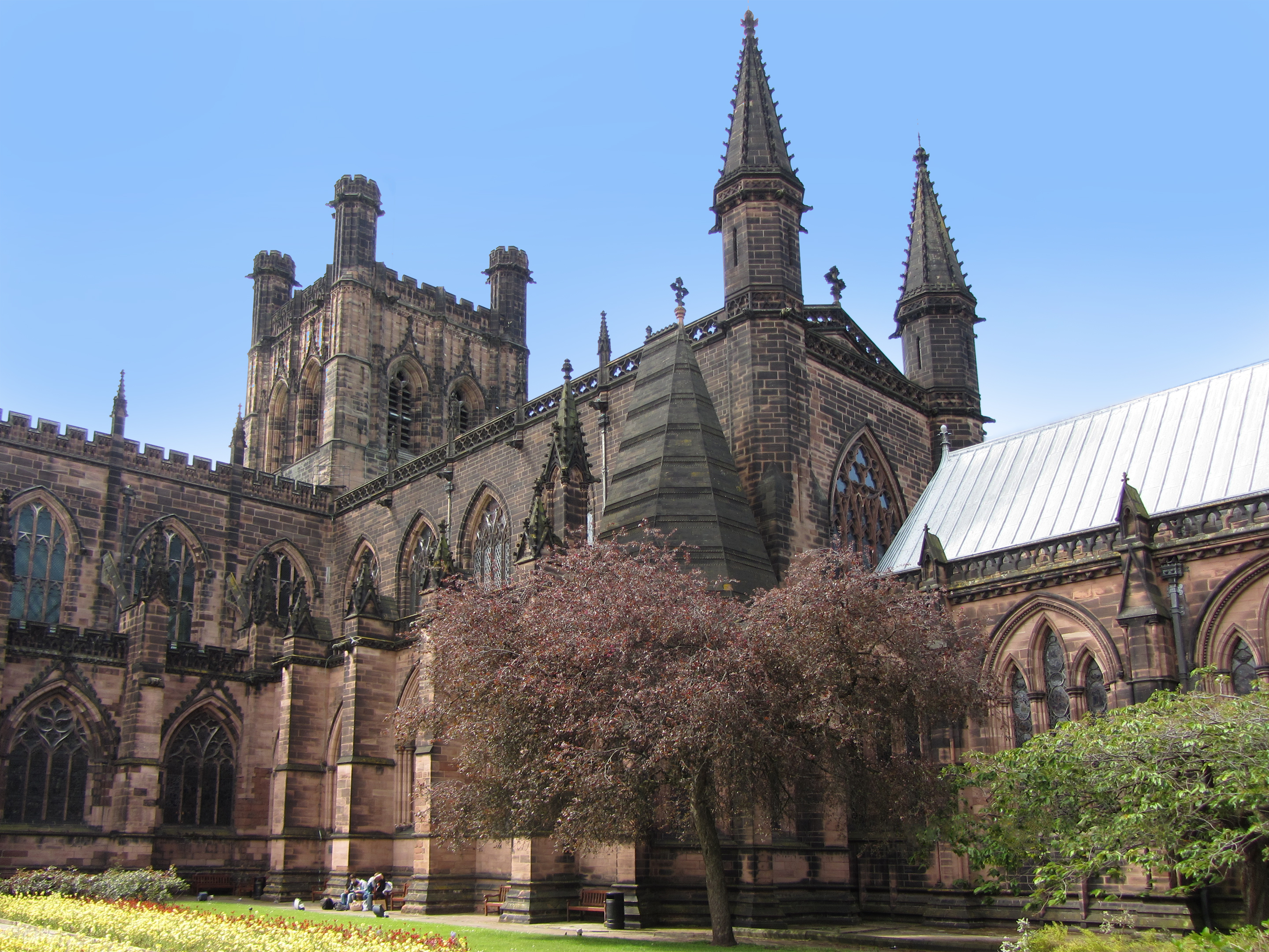 Chester_Cathedral_ext_Hamilton_001